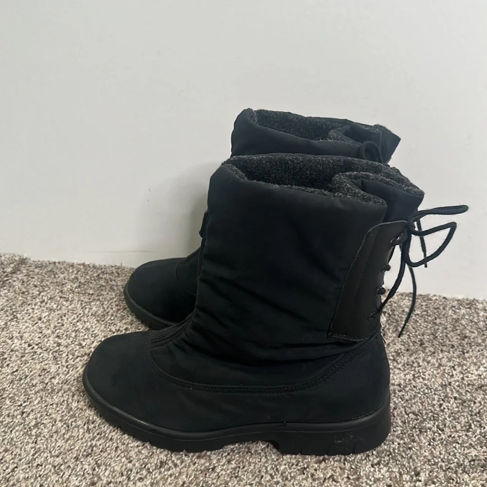 Canada toe warmer black boots size 9  comfy winter
